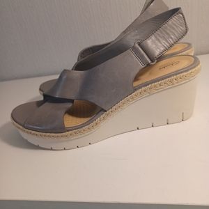 Clarks leather artisan wedge hill chunky sandals shoe size 10M Still Has tags